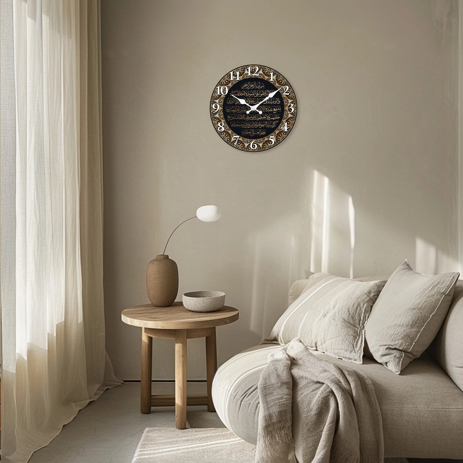 Horloge murale en bois – Écritures arabes ottomanes